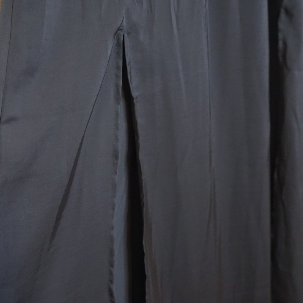 H&M Dress - Picture 3 of 9